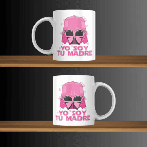 Dos tazas en dos lejas con estampado Taza "Yo Soy Tu Madre"